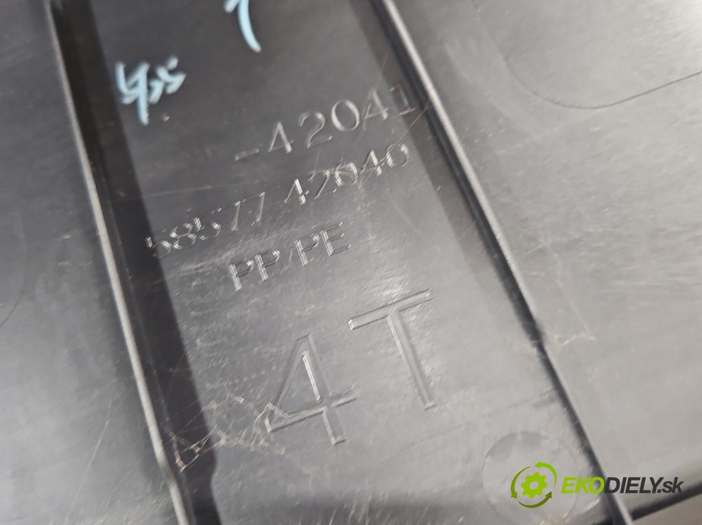 Toyota Rav4 IV 2013-2018 2.0 D4D 124 hp manual 91 kW 1998 cm3 5- koberec do auta kufra: 58415-42040