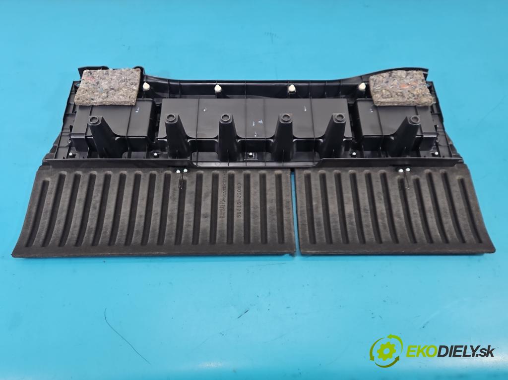 Toyota Rav4 IV 2013-2018 2.0 D4D 124 hp manual 91 kW 1998 cm3 5- koberec do auta kufra: 58415-42040