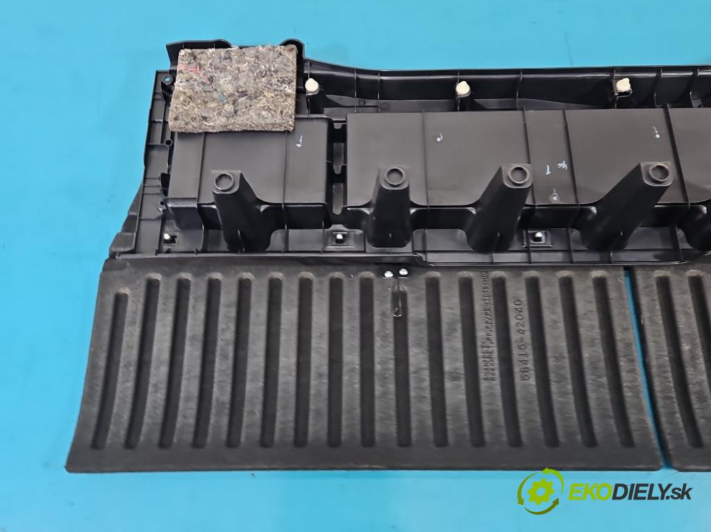 Toyota Rav4 IV 2013-2018 2.0 D4D 124 hp manual 91 kW 1998 cm3 5- koberec do auta kufra: 58415-42040