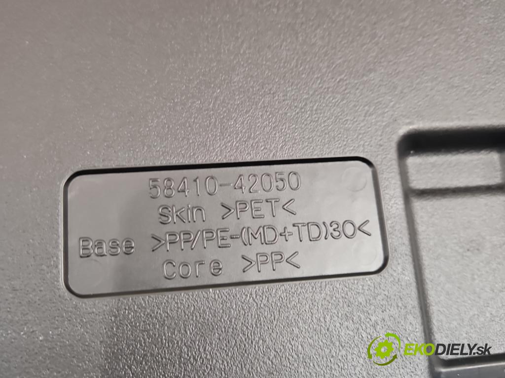 Toyota Rav4 IV 2013-2018 2.0 D4D 124hp manual 91 kW 1998 cm3 5- koberec do auta kufra: 58410-42050