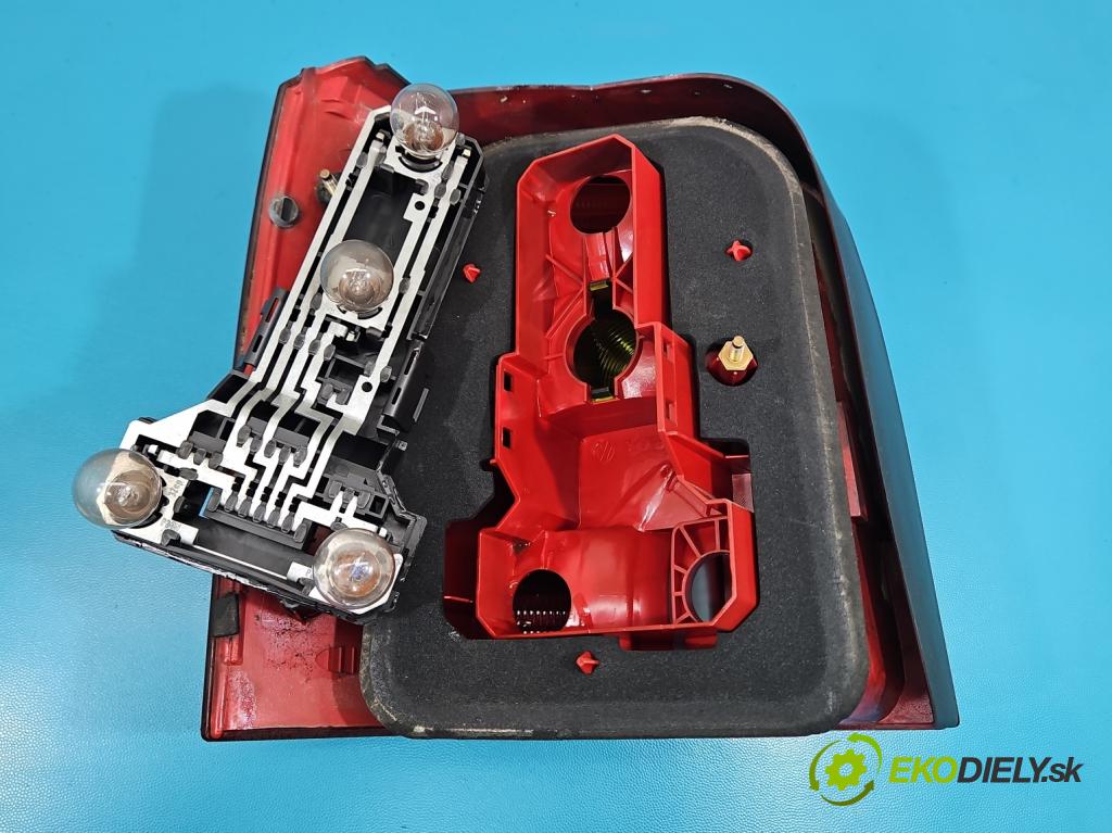 Vw Passat B5 1995-2005 1.9 tdi 90 HP manual 66 kW 1896 cm3 5- svetlo / reflektor zadné pravé  (Kľučka dverí ostatné)