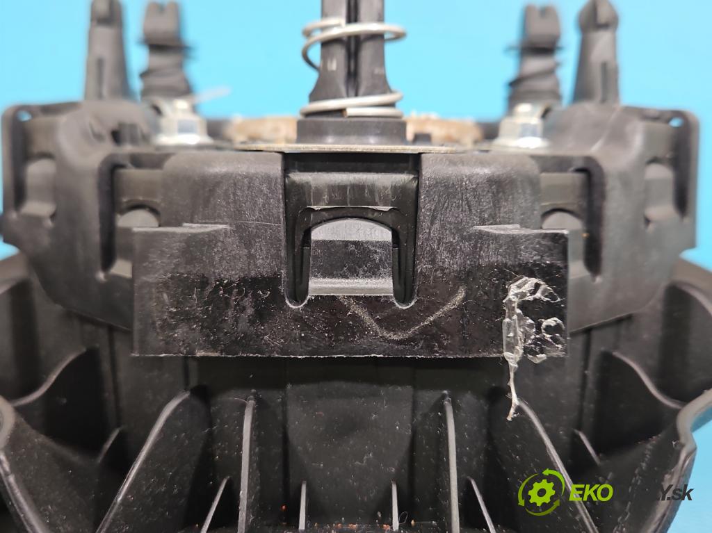 Citroen DS3 2010-2016 1.6 hdi 92 hp manual 68 kW 1560 cm3 3- Polštář: vzduch: Řidič:  (Airbag)