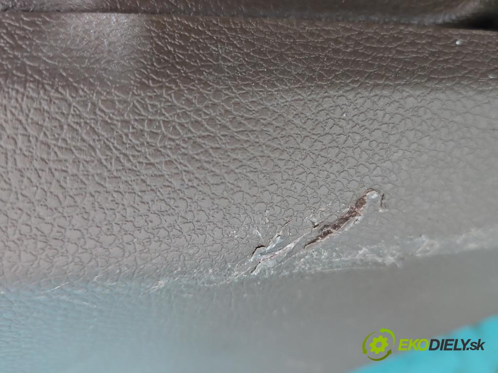 Mercedes E W213 2016-2023 2.0 CDI 194KM automatic 143 kW 1950 cm3 4- sedačke: komplet