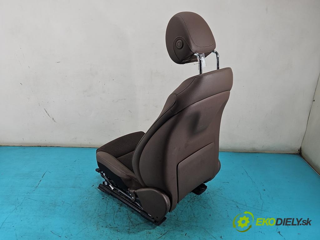 Mercedes E W213 2016-2023 2.0 CDI 194KM automatic 143 kW 1950 cm3 4- sedačke: komplet