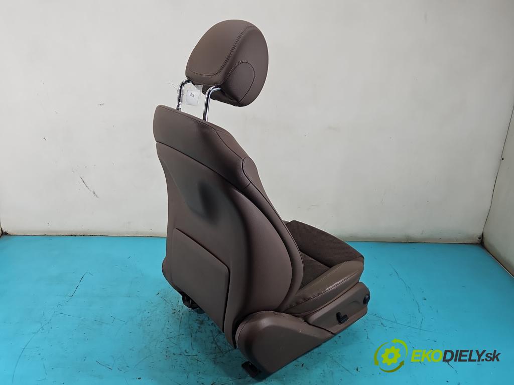 Mercedes E W213 2016-2023 2.0 CDI 194KM automatic 143 kW 1950 cm3 4- sedačke: komplet