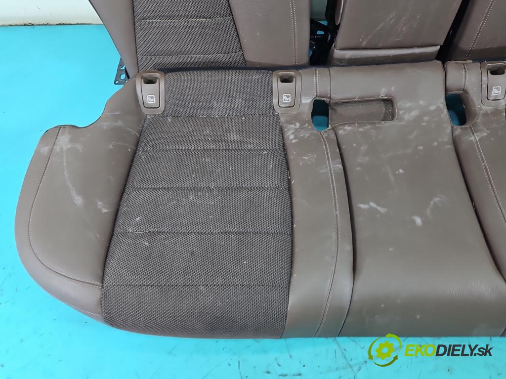 Mercedes E W213 2016-2023 2.0 CDI 194KM automatic 143 kW 1950 cm3 4- sedačke: komplet