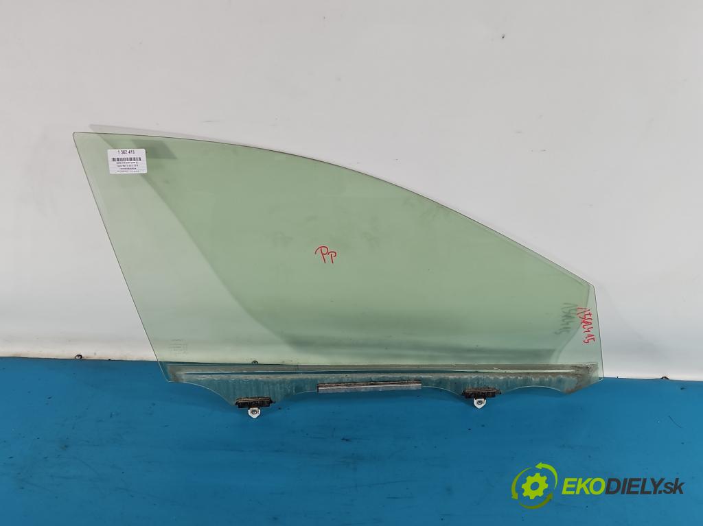 Toyota Rav4 IV 2013-2018 2.0 D4D 124 hp manual 91 kW 1998 cm3 5- sklo dveře přední pravé 