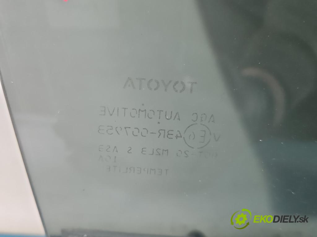 Toyota Rav4 IV 2013-2018 2.0 D4D 124 hp manual 91 kW 1998 cm3 5- sklo dveře zadní pravé