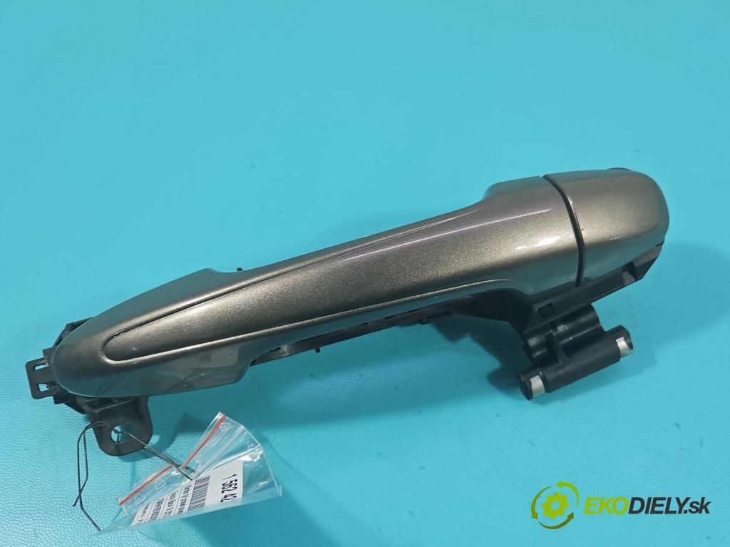 Toyota Rav4 IV 2013-2018 2.0 D4D 124hp manual 91 kW 1998 cm3 5- rukoväť zadné pravé mimo:  (Kľučka dverí ostatné)