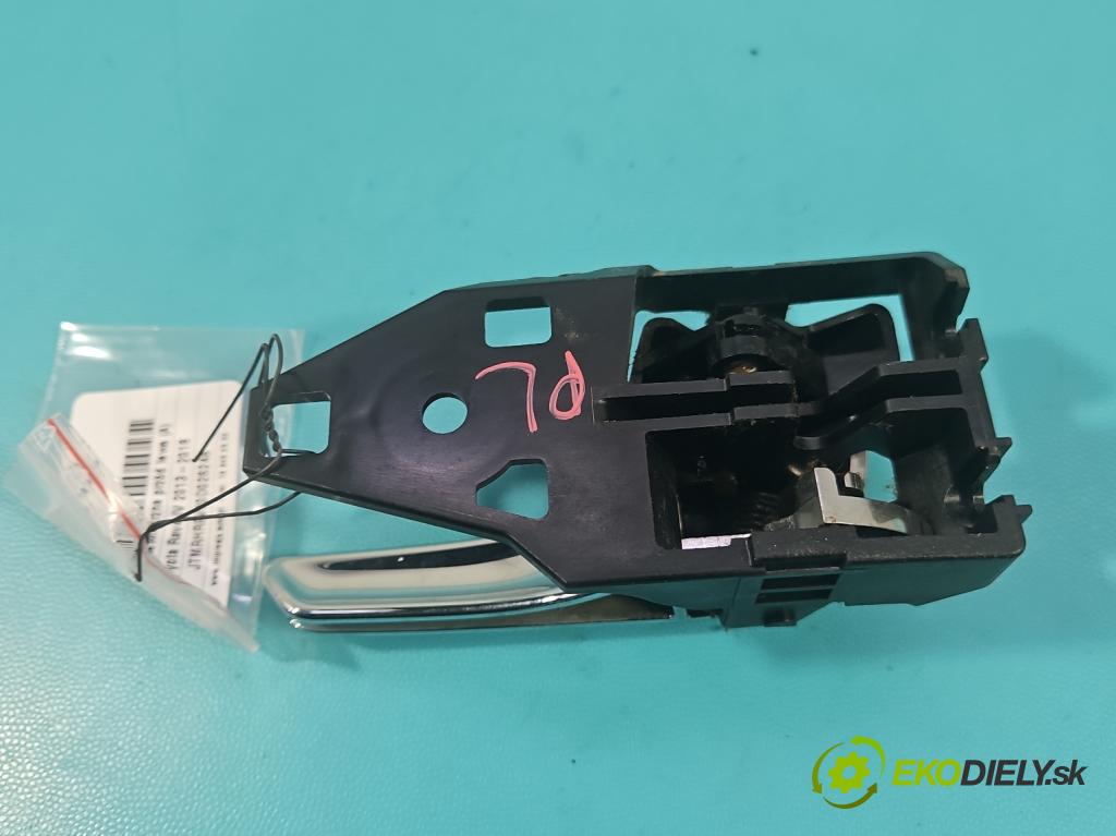 Toyota Rav4 IV 2013-2018 2.0 D4D 124 hp manual 91 kW 1998 cm3 5- klika uvnitř: přední levé