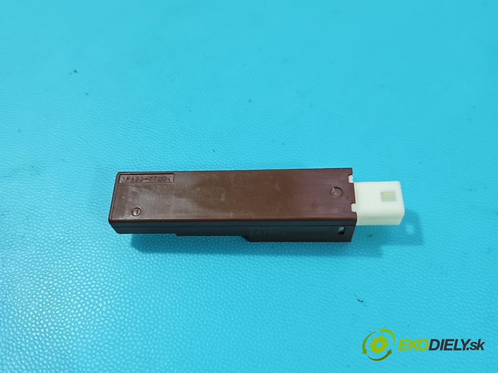 Toyota Rav4 IV 2013-2018 2.0 D4D 124hp manual 91 kW 1998 cm3 5- riadiaca jednotka ostatné Z55132-00356