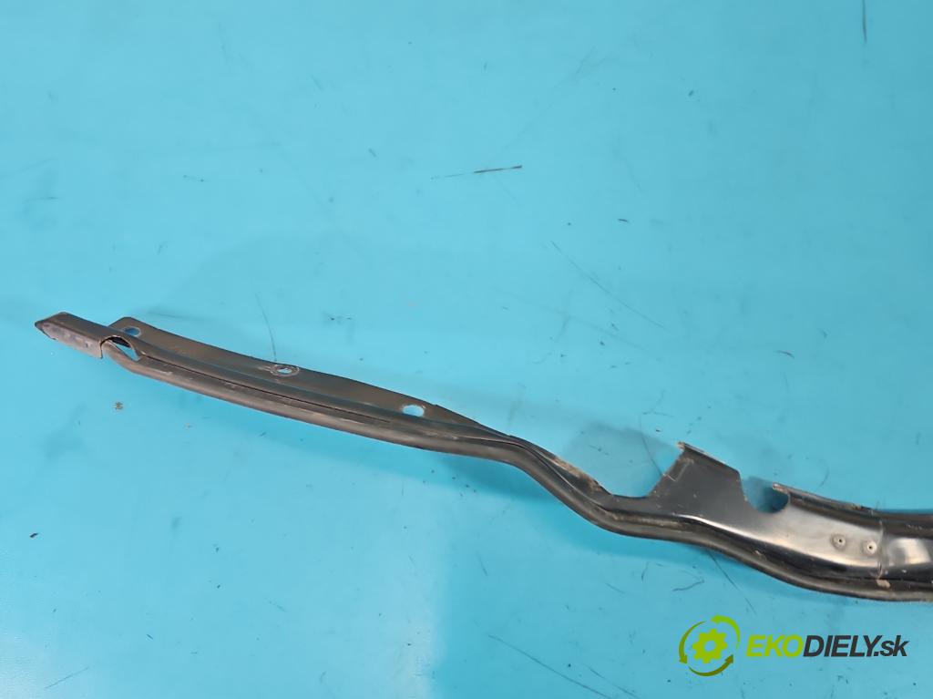 Toyota Rav4 IV 2013-2018 2.0 D4D 124hp manual 91 kW 1998 cm3 5- snímač otvorenie: kufrové dvere