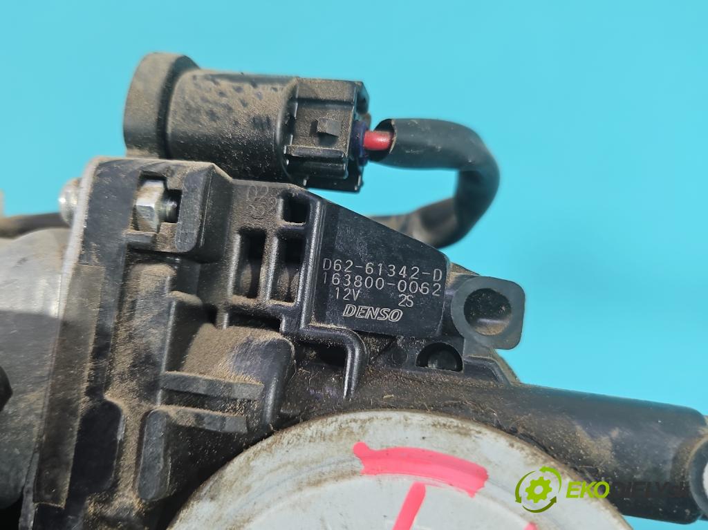 Toyota Rav4 IV 2013-2018 2.0 D4D 124hp manual 91 kW 1998 cm3 5- zámok kufrové dvere zadné 163800-0062