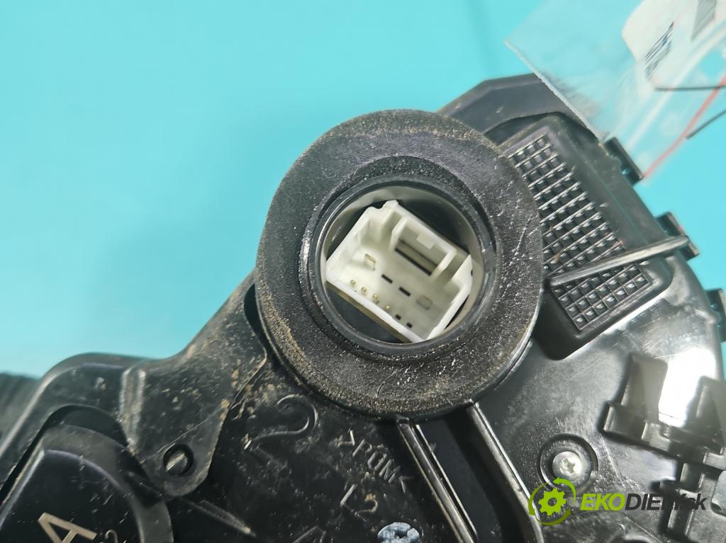 Toyota Rav4 IV 2013-2018 2.0 D4D 124 hp manual 91 kW 1998 cm3 5- zámek přední levý