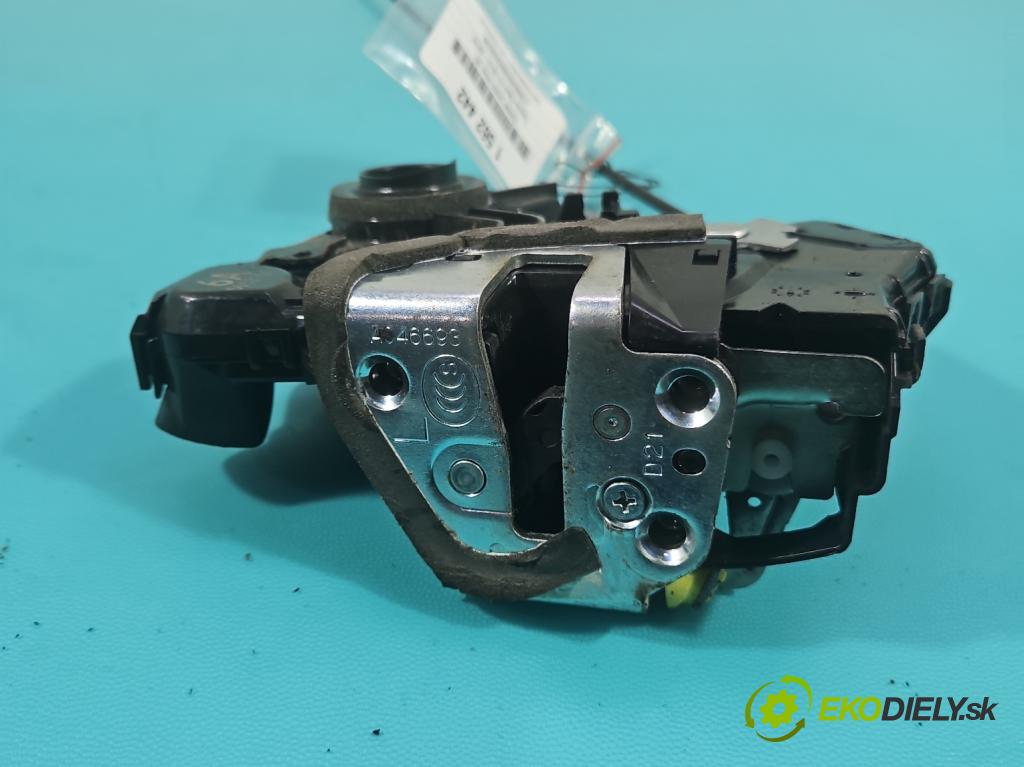 Toyota Rav4 IV 2013-2018 2.0 D4D 124 hp manual 91 kW 1998 cm3 5- zámek přední levý