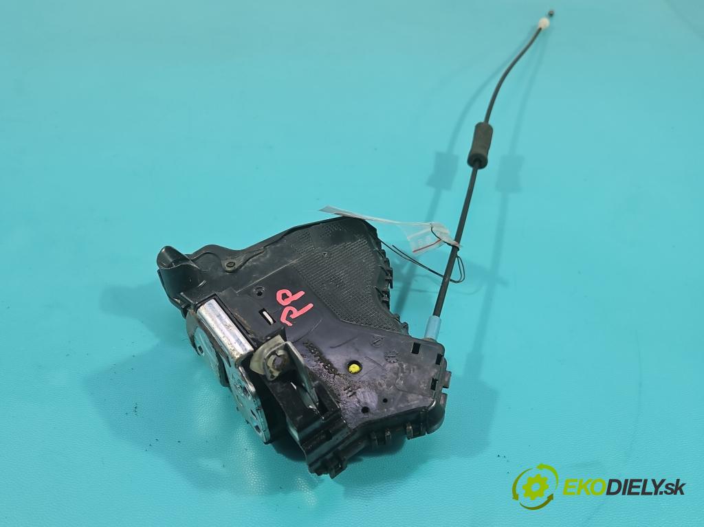 Toyota Rav4 IV 2013-2018 2.0 D4D 124hp manual 91 kW 1998 cm3 5- zámok predné pravý