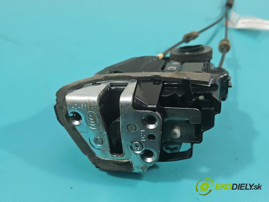 Toyota Rav4 IV 2013-2018 2.0 D4D 124hp manual 91 kW 1998 cm3 5- zámok zadné ľavý 5052700