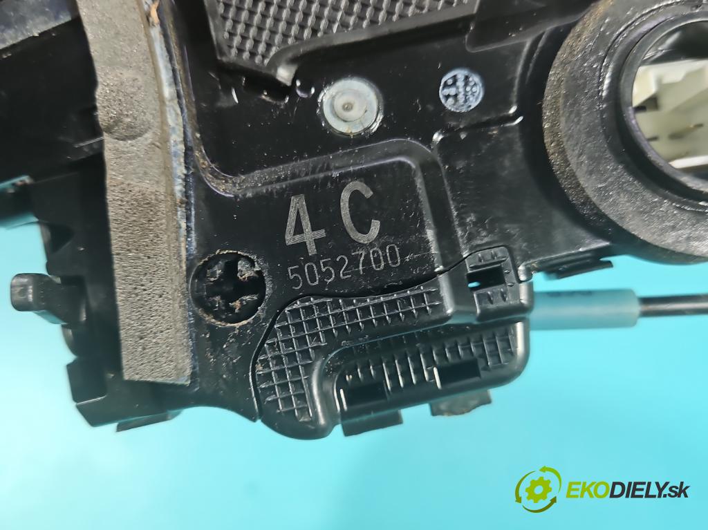 Toyota Rav4 IV 2013-2018 2.0 D4D 124hp manual 91 kW 1998 cm3 5- zámok zadné ľavý 5052700