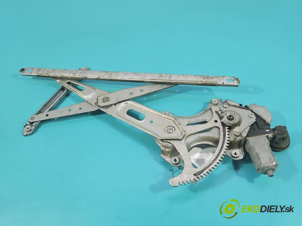 Toyota Rav4 IV 2013-2018 2.0 D4D 124hp manual 91 kW 1998 cm3 5- mechanizmus okna predné ľavý 85720-42110