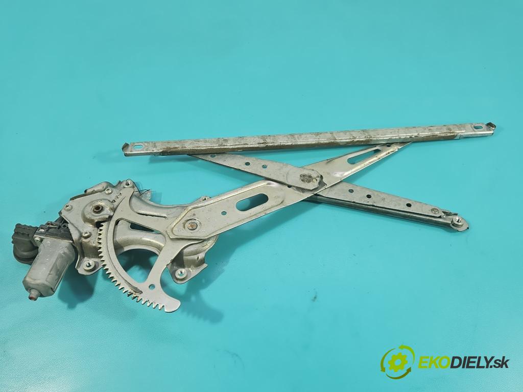 Toyota Rav4 IV 2013-2018 2.0 D4D 124hp manual 91 kW 1998 cm3 5- mechanizmus okna predné pravý 85710-35180