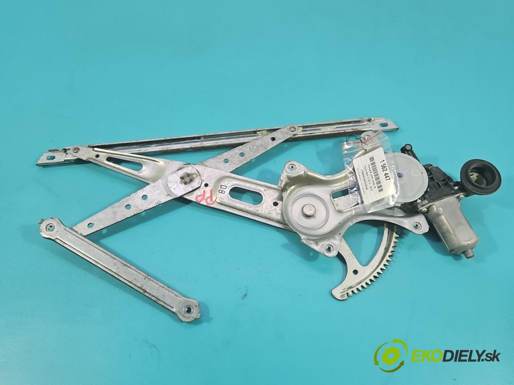 Toyota Rav4 IV 2013-2018 2.0 D4D 124hp manual 91 kW 1998 cm3 5- mechanizmus okna predné pravý 85710-35180