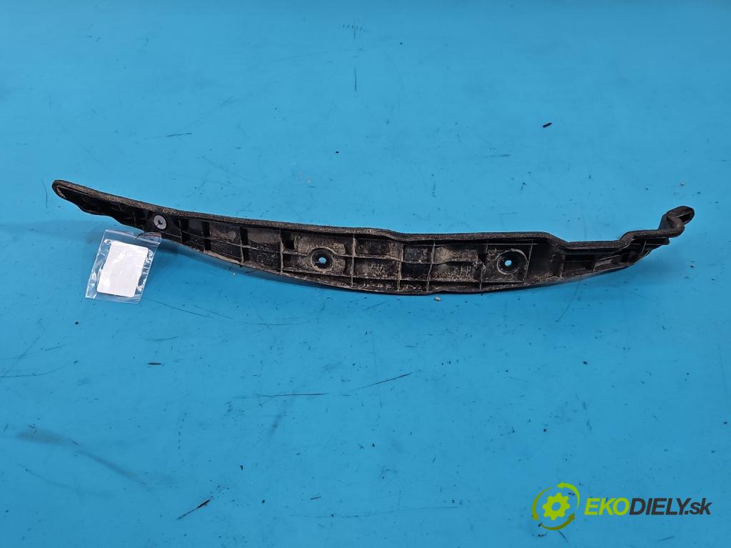 Toyota Rav4 IV 2013-2018 2.0 D4D 124hp manual 91 kW 1998 cm3 5- lišta blatník predné ľavé 53828-42070