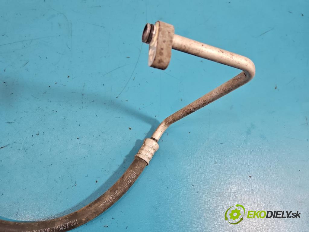 Toyota Rav4 IV 2013-2018 2.0 D4D 124 hp manual 91 kW 1998 cm3 5- trubka klíma