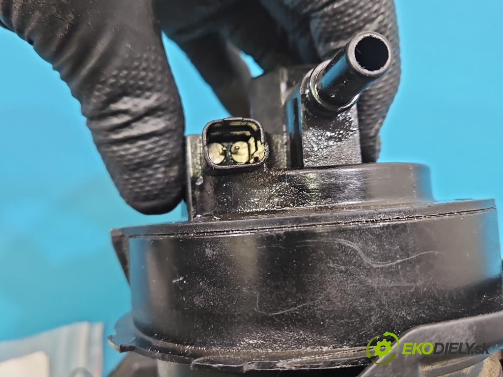 Ford Kuga Mk1 2008-2013 2.0 tdci 136hp manual 100 kW 1997 cm3 5- obal filtra paliva 9645928180