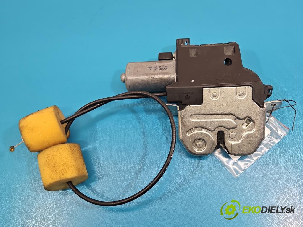 Mercedes S W221 2005-2013 3.5 V6 272 HP automatic 200 kW 3498 cm3 4- zámok kufrové dvere zadné 2217500085