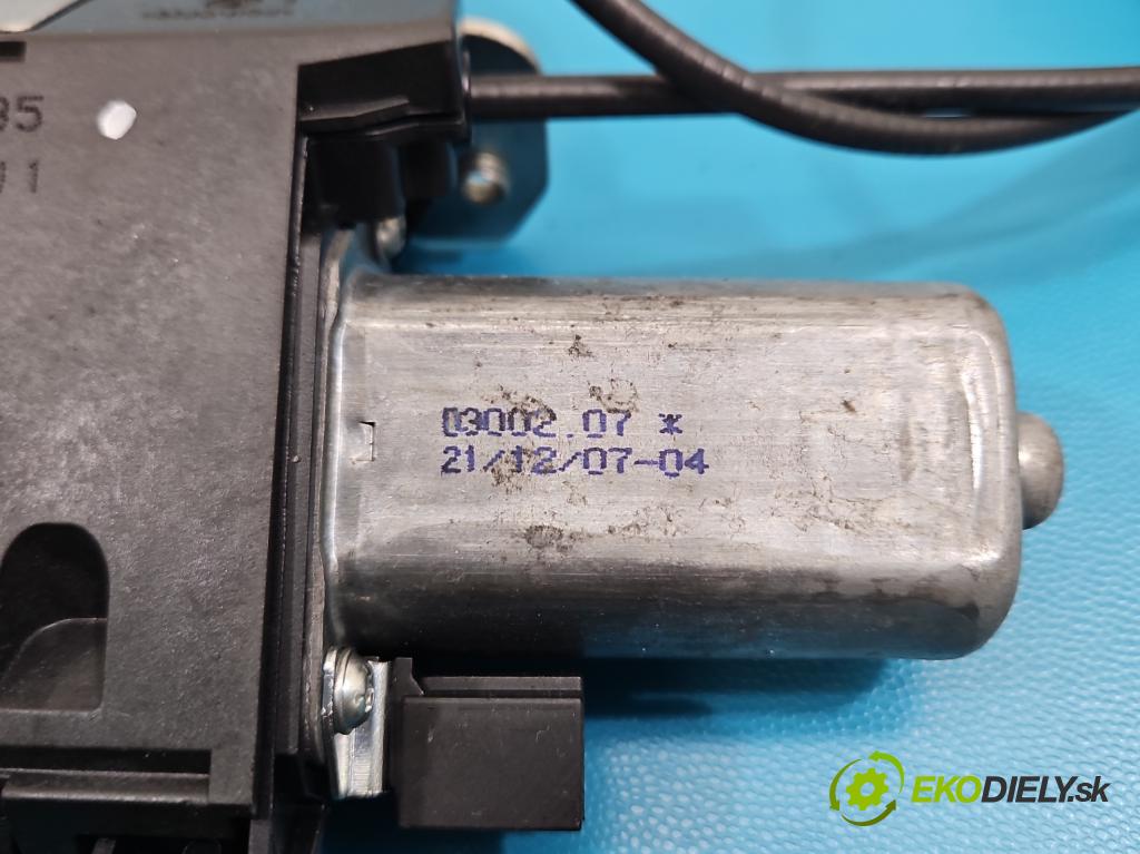 Mercedes S W221 2005-2013 3.5 V6 272 HP automatic 200 kW 3498 cm3 4- zámok kufrové dvere zadné 2217500085