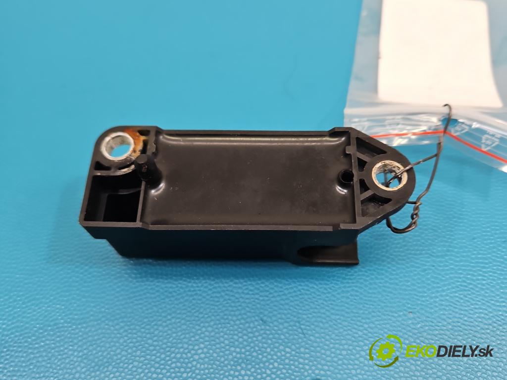 Vw Passat B5 1995-2005 1.9 tdi 90 HP manual 66 kW 1896 cm3 5- snímač šokovat: 1J0909606N (Snímač nárazu)