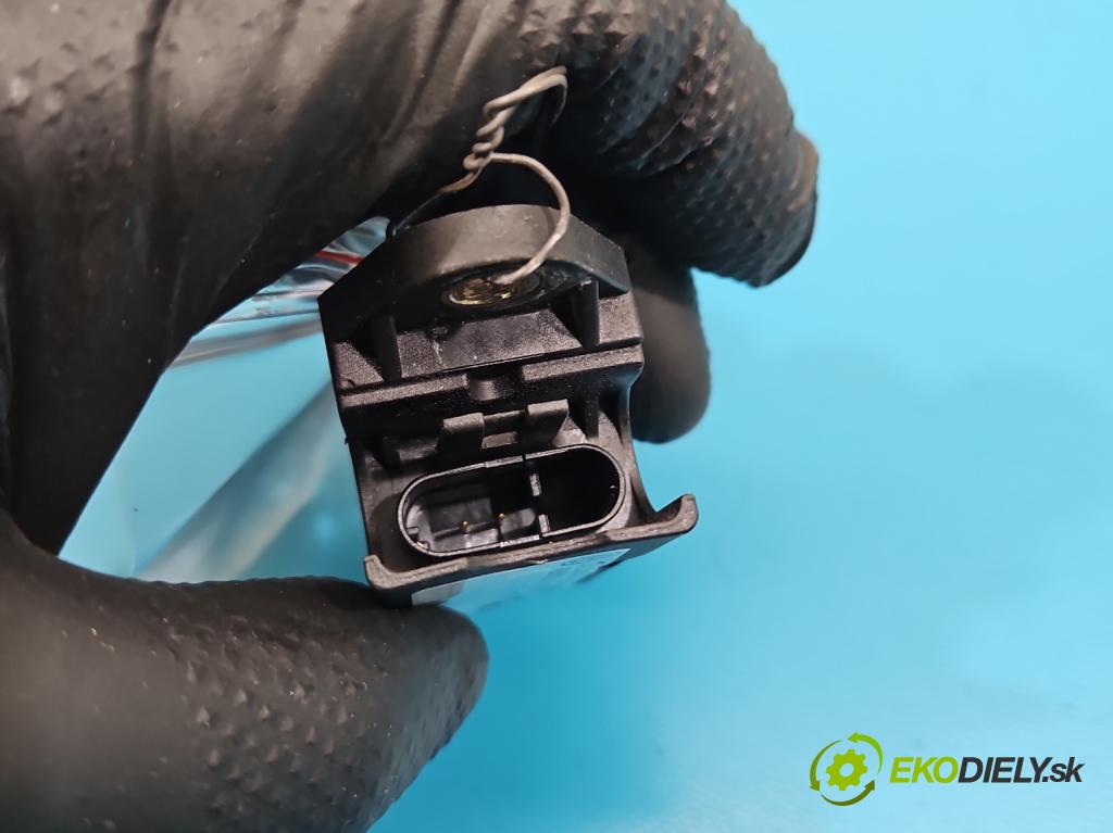 Vw Passat B5 1995-2005 1.9 tdi 90 HP manual 66 kW 1896 cm3 5- snímač šokovat: 1J0909606N (Snímač nárazu)