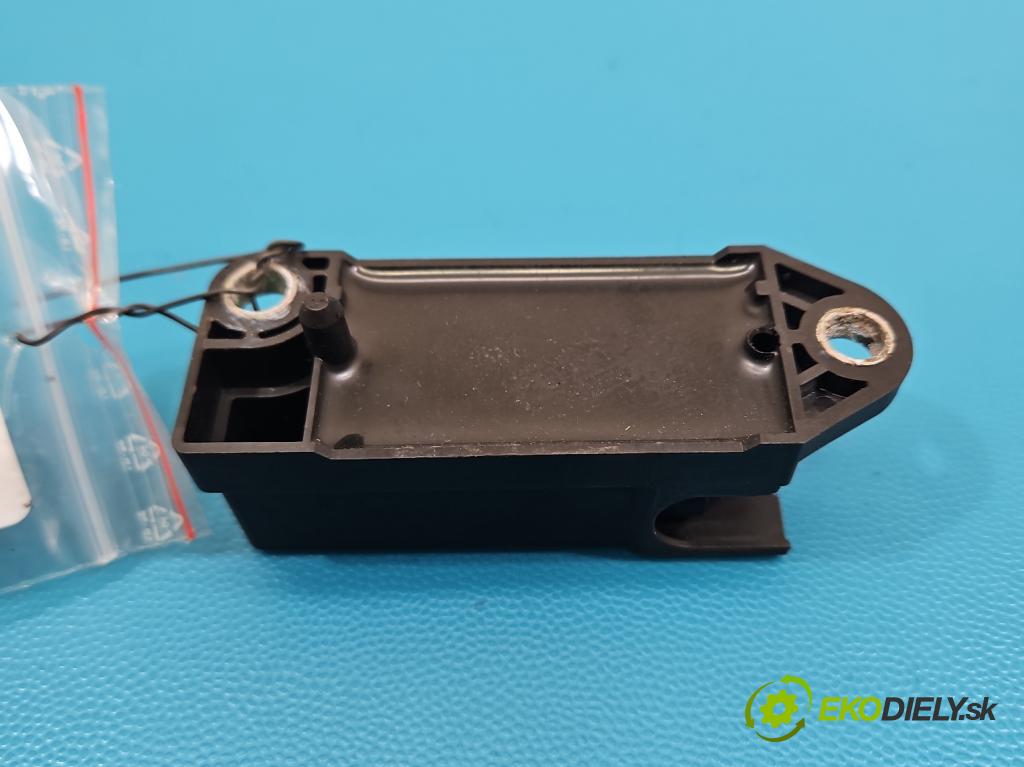 Vw Passat B5 1995-2005 1.9 tdi 90 HP manual 66 kW 1896 cm3 5- snímač šokovat: 1J0909606N (Snímač nárazu)