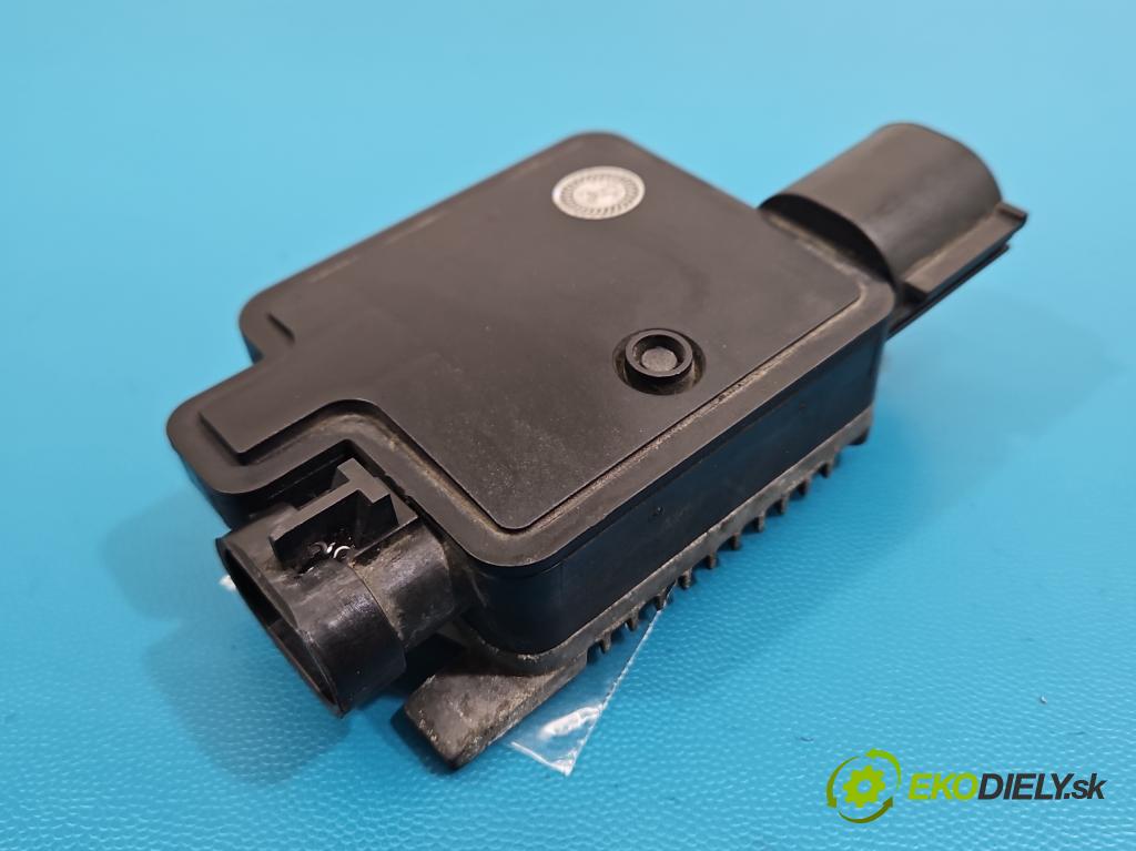 Ford Kuga Mk1 2008-2013 2.0 tdci 136 HP manual 100 kW 1997 cm3 5- Relé: ventilátoru 940002904