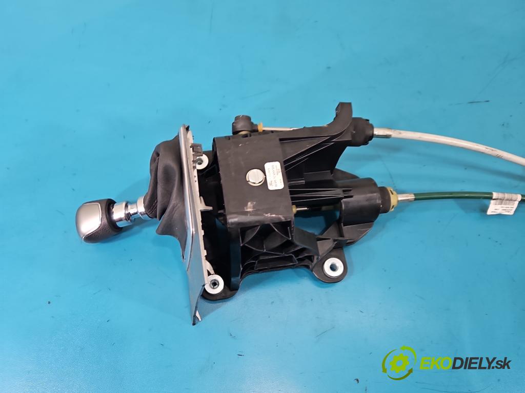 Ford Kuga Mk1 2008-2013 2.0 tdci 136 HP manual 100 kW 1997 cm3 5- Páka: Změny: stupeň,rýchlosť AV4R-7C453-MA (Rýchlostná páka (kulisa))