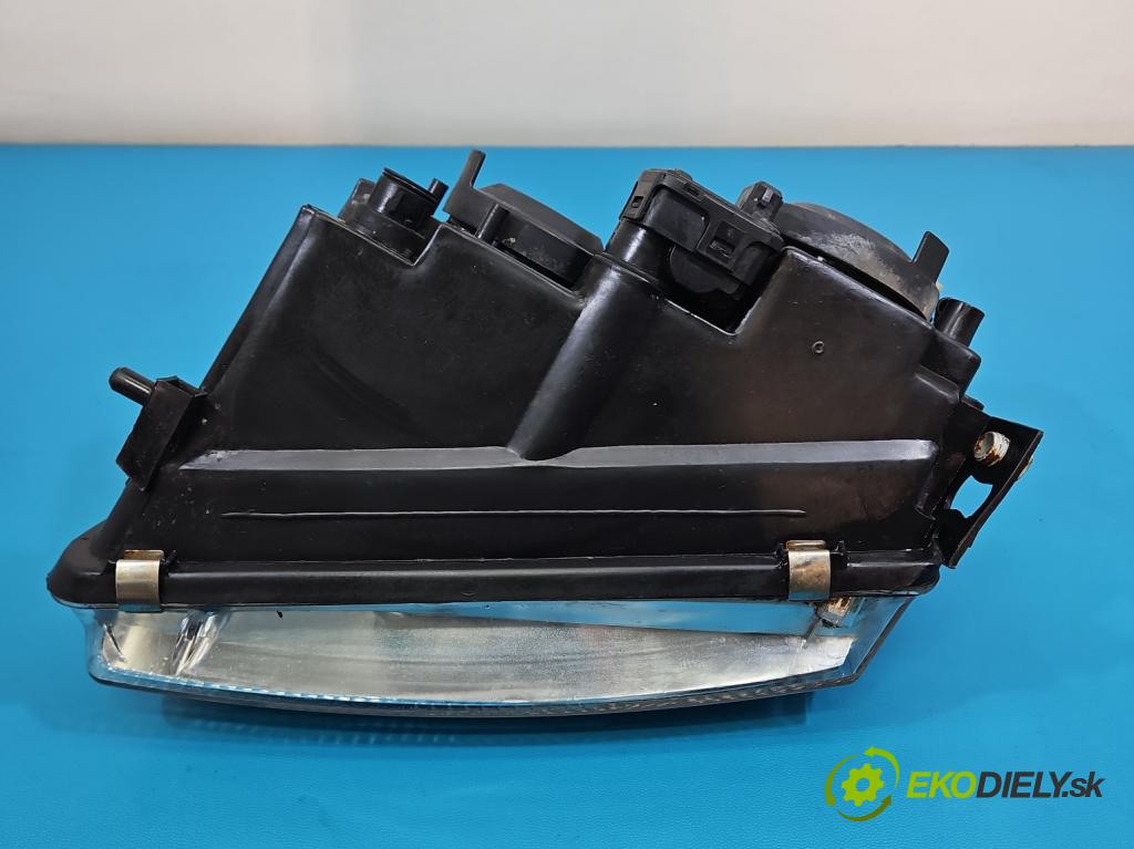 Vw Passat B5 1995-2005 1.9 tdi 90 HP manual 66 kW 1896 cm3 5- Reflektor: pravý  (Svetlo predné pravé)