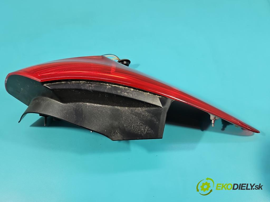 Ford Focus Mk3 2010-2018 1.5 EcoBoost: 150 hp manual 110 kW 1498 cm3 4- světlo zadní levé F1EB-13405-AD (Klika dveří ostatní)