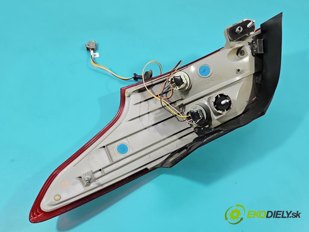 Ford Focus Mk3 2010-2018 1.5 EcoBoost: 150 hp manual 110 kW 1498 cm3 4- světlo zadní levé F1EB-13405-AD (Klika dveří ostatní)