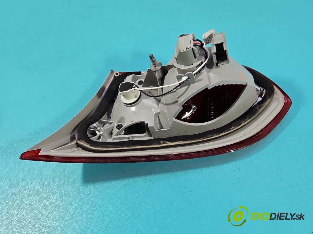 Ford Focus Mk3 2010-2018 1.5 EcoBoost: 150 hp manual 110 kW 1498 cm3 4- světlo zadní levé F1EB-13A603-AB (Klika dveří ostatní)