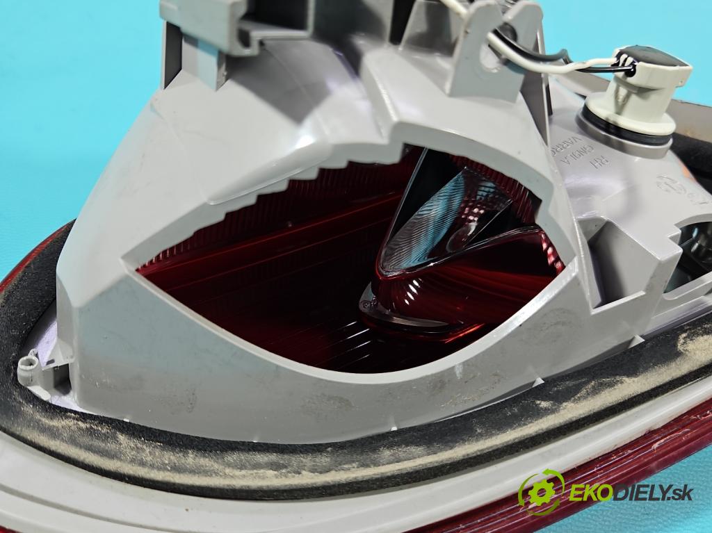 Ford Focus Mk3 2010-2018 1.5 EcoBoost: 150 hp manual 110 kW 1498 cm3 4- světlo zadní pravé F1EB-13A602-AB (Klika dveří ostatní)