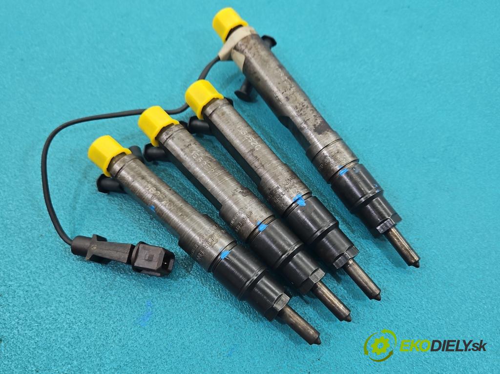 Vw Passat B5 1995-2005 1.9 tdi 90 hp manual 66 kW 1896 cm3 5- vstřikovač 028130201J (Vstřikovač paliva)