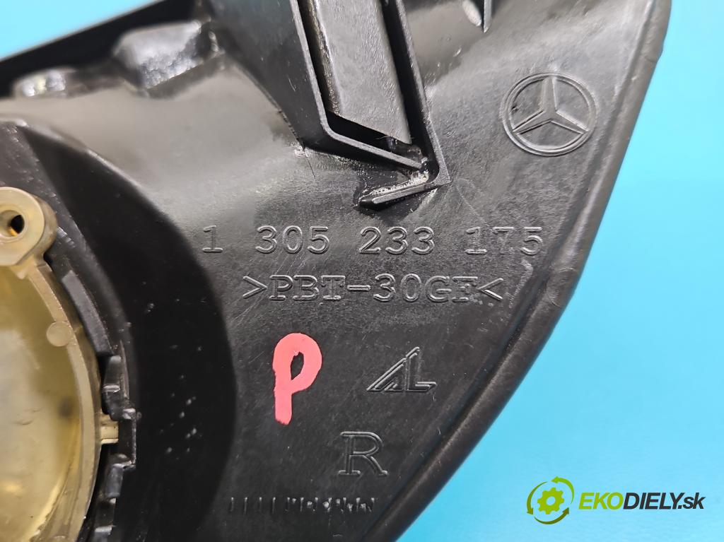 Mercedes S W221 2005-2013 3.5 V6 272 hp automatic 200 kW 3498 cm3 4- Halogen pravý A2218200256 (Klika dveří ostatní)