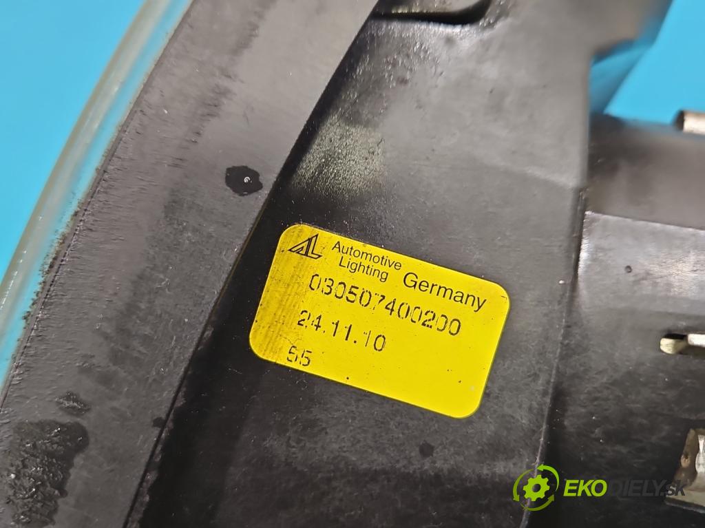 Mercedes S W221 2005-2013 3.5 V6 272 hp automatic 200 kW 3498 cm3 4- Halogen pravý A2218200256 (Klika dveří ostatní)