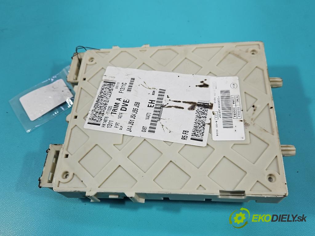 Ford Focus Mk3 2010-2018 1.5 EcoBoost: 150 HP manual 110 kW 1498 cm3 4- skrinka poistka GV6T-14A073-EH (Poistková skrinka)