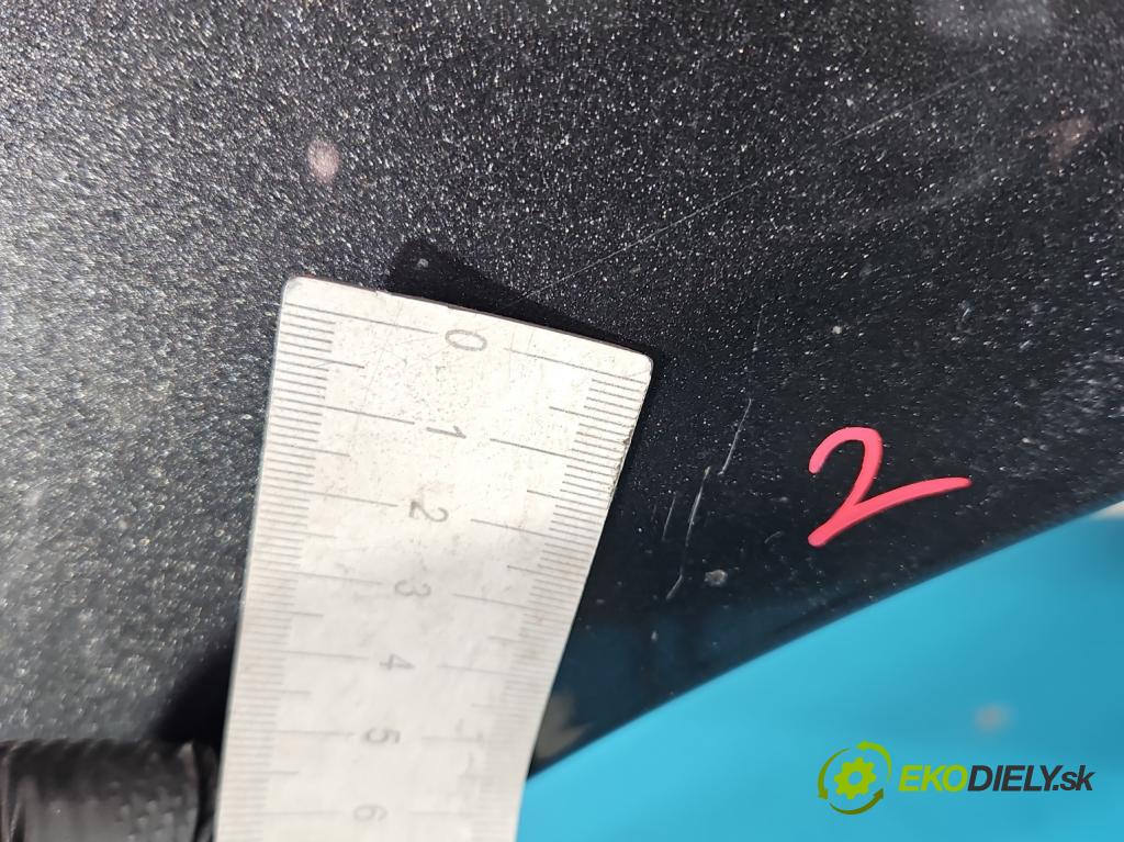 Ford Focus Mk3 2010-2018 1.5 EcoBoost: 150 HP manual 110 kW 1498 cm3 4- blatník predné pravý  (Kľučka dverí ostatné)