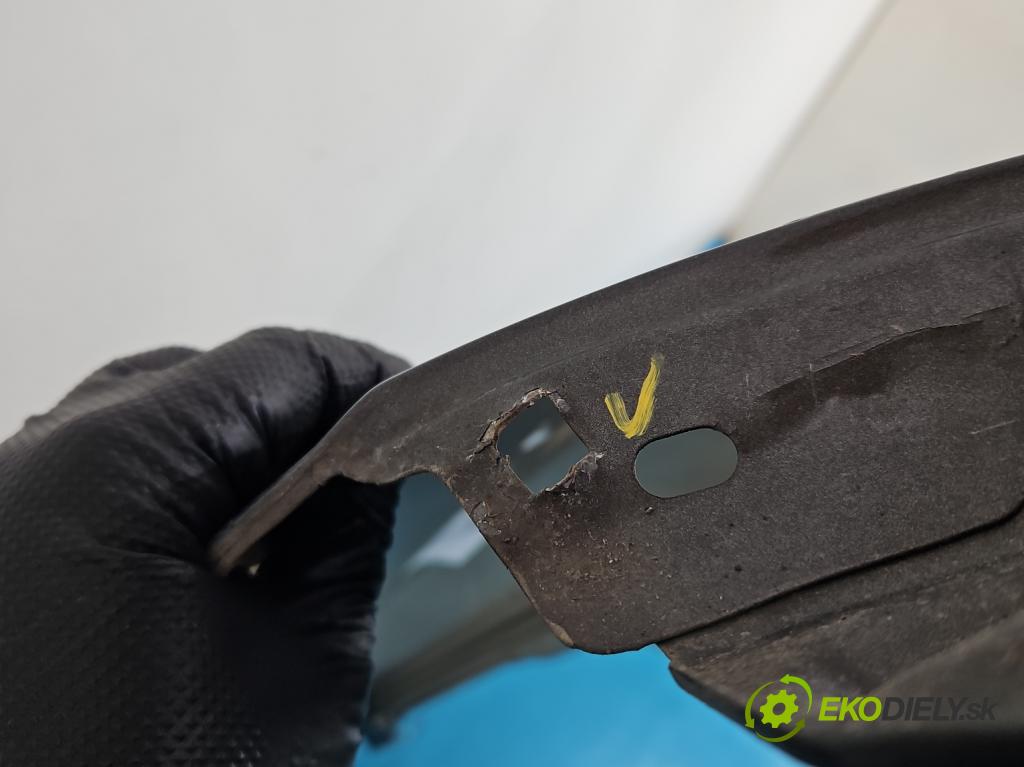 Ford Focus Mk3 2010-2018 1.5 EcoBoost: 150 HP manual 110 kW 1498 cm3 4- blatník predné pravý  (Kľučka dverí ostatné)