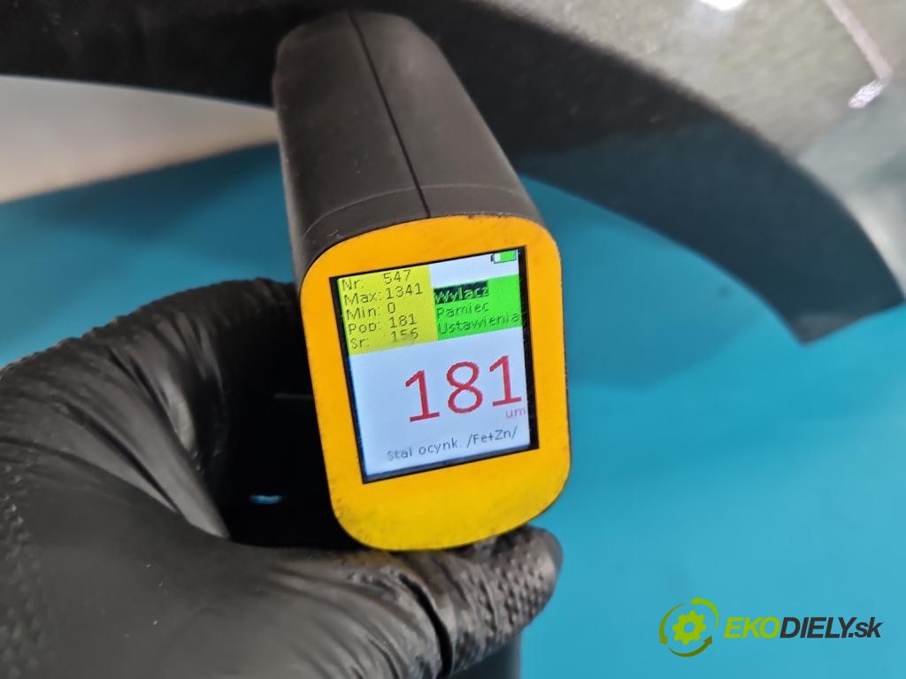 Ford Focus Mk3 2010-2018 1.5 EcoBoost: 150 HP manual 110 kW 1498 cm3 4- blatník predné pravý  (Kľučka dverí ostatné)