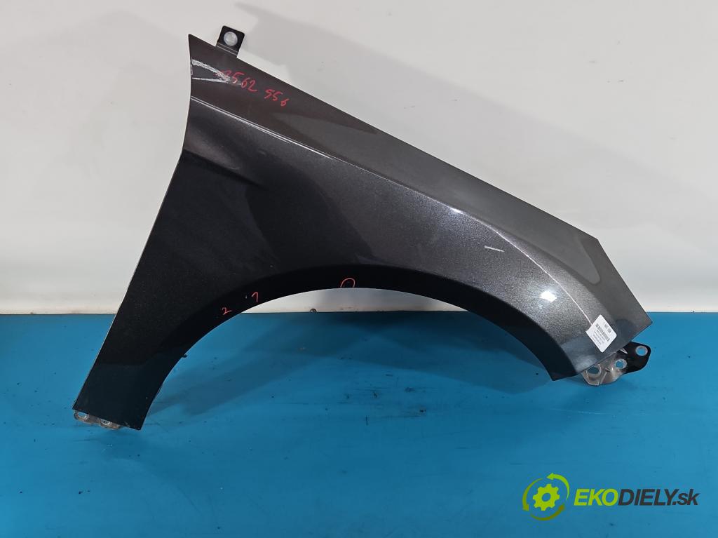 Ford Focus Mk3 2010-2018 1.5 EcoBoost: 150 HP manual 110 kW 1498 cm3 4- blatník predné pravý  (Kľučka dverí ostatné)