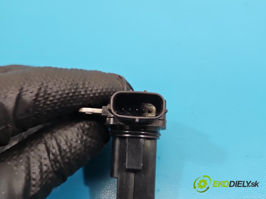 Toyota Auris I 2006-2013 1.3 vvti 99 HP manual 73 kW 1329 cm3 5- průtokoměr: 22204-0V020 (Váha vzduchu)