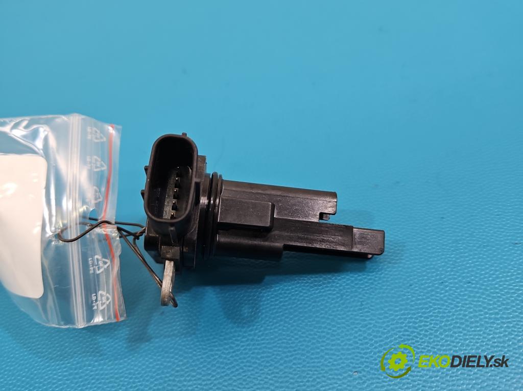 Toyota Auris I 2006-2013 1.3 vvti 99 HP manual 73 kW 1329 cm3 5- průtokoměr: 22204-0V020 (Váha vzduchu)